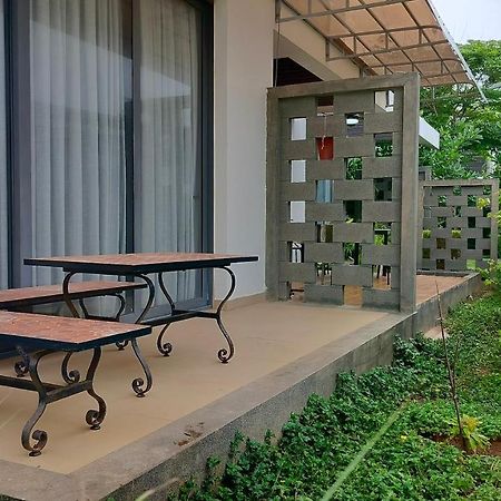 Private Villa At Oceanami Resort Phuochai エクステリア 写真