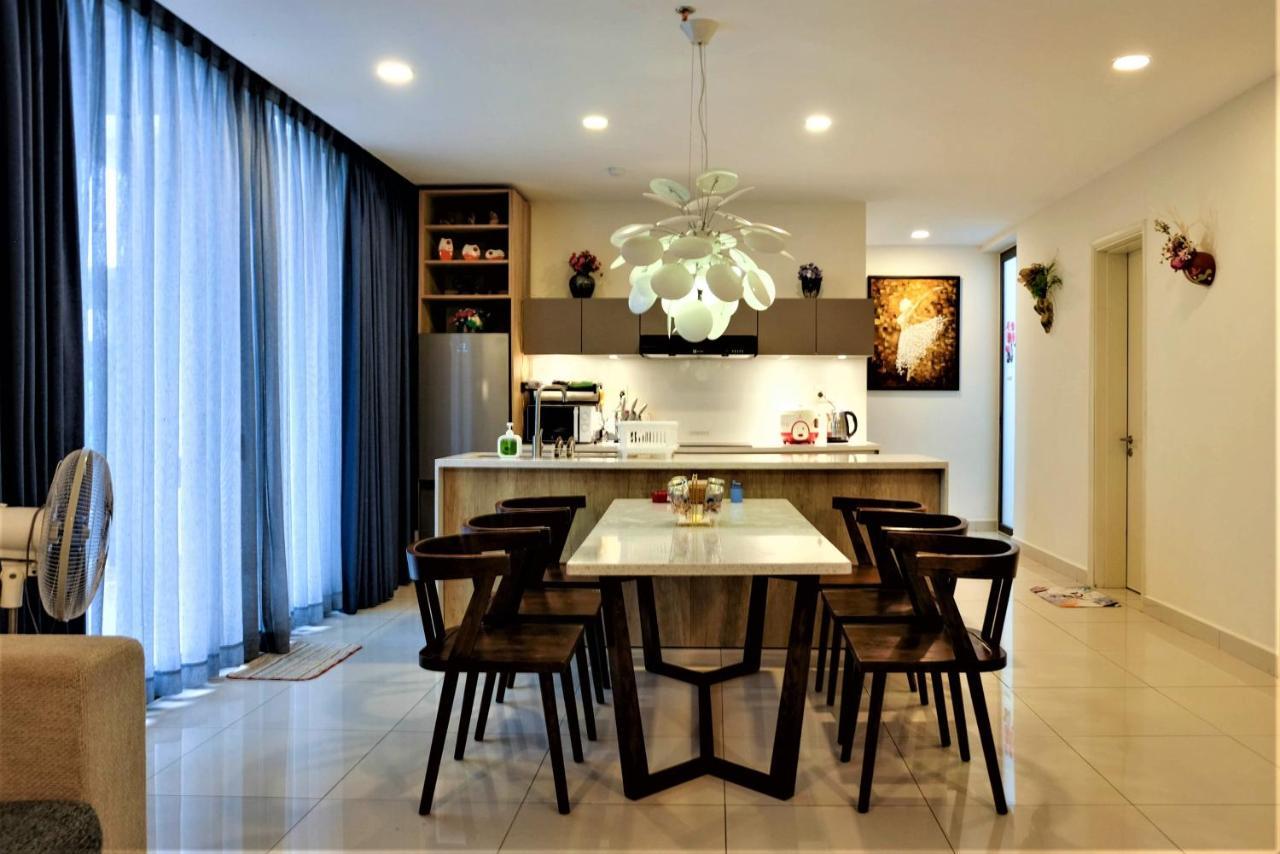 Private Villa At Oceanami Resort Phuochai エクステリア 写真