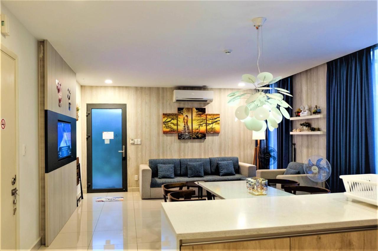 Private Villa At Oceanami Resort Phuochai エクステリア 写真