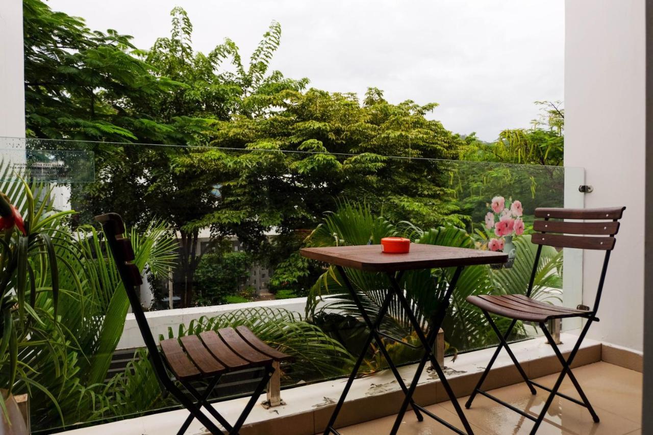 Private Villa At Oceanami Resort Phuochai エクステリア 写真